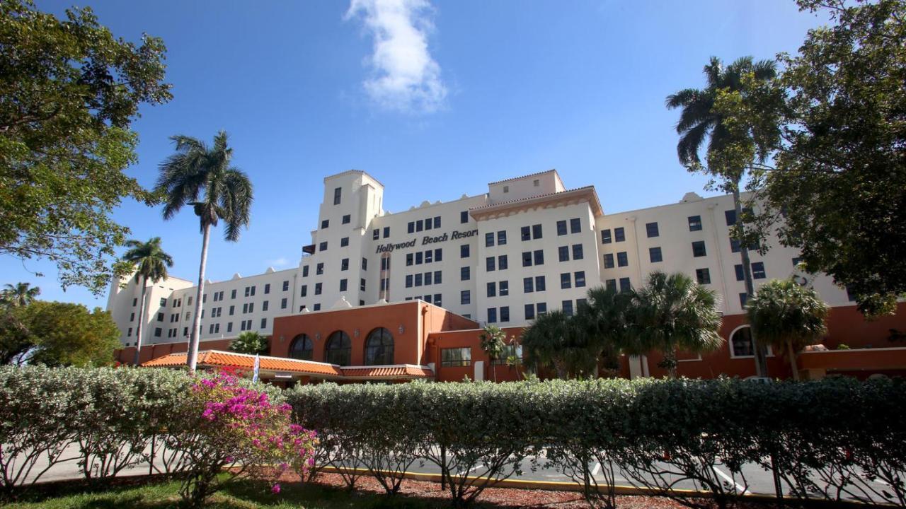 On Hollywood Beach - Affordable Two Bedrooms Sleeps 6 With Two Bathrooms Дания-Бич Экстерьер фото